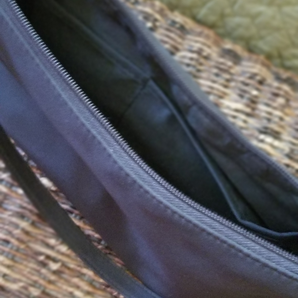 Cherokee Handbag😎 - Picture 5 of 6